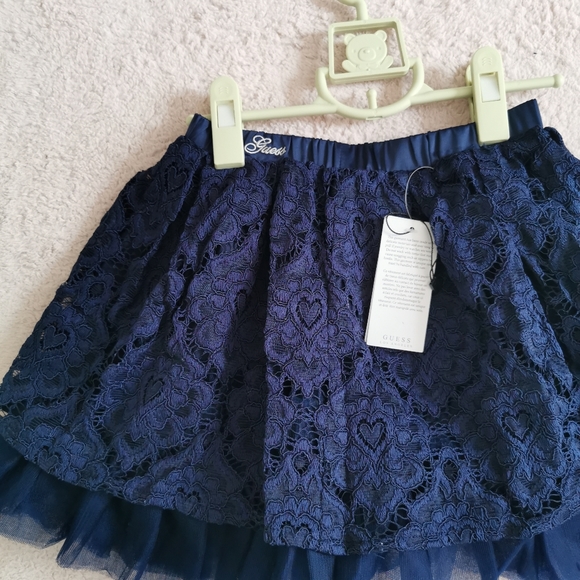 2/40 Guess little girl lace Skirts - Picture 10 of 11